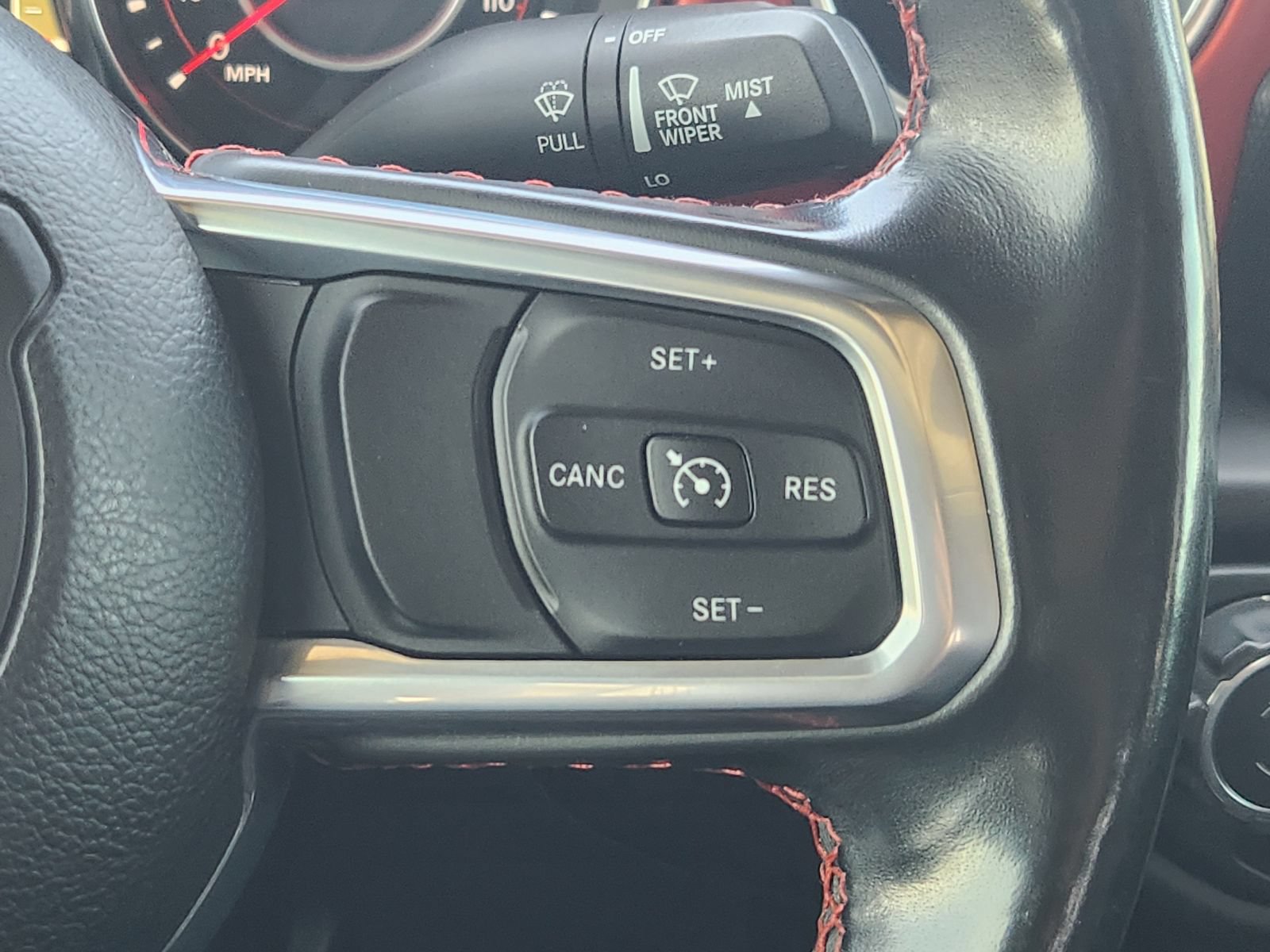 Used 2020 Jeep Gladiator Rubicon AWD/4WD image 32