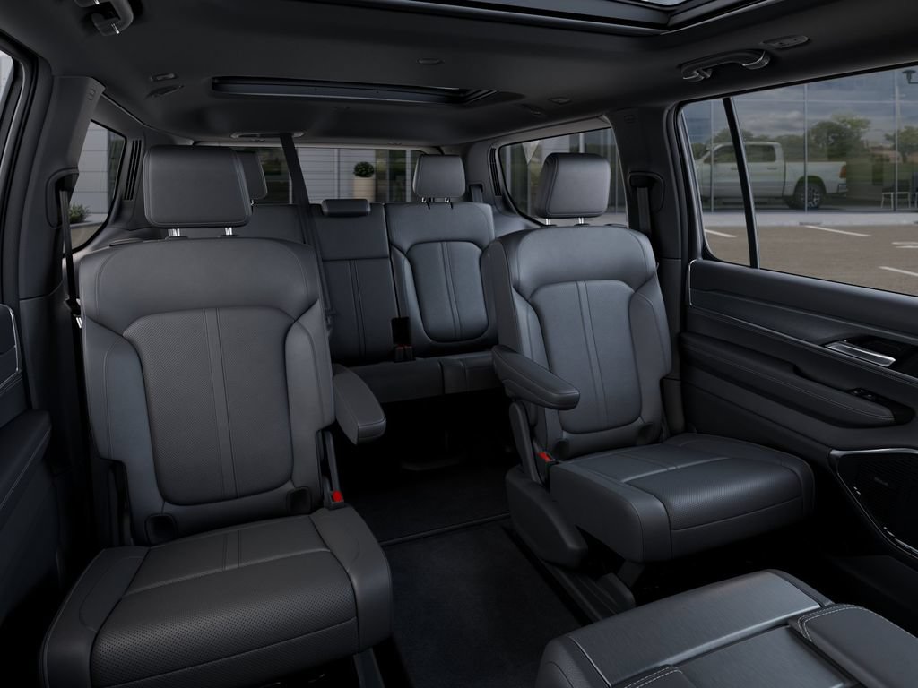New 2025 Jeep Wagoneer Series III w/ Quick Order Package 25C Super AWD/4WD image 16