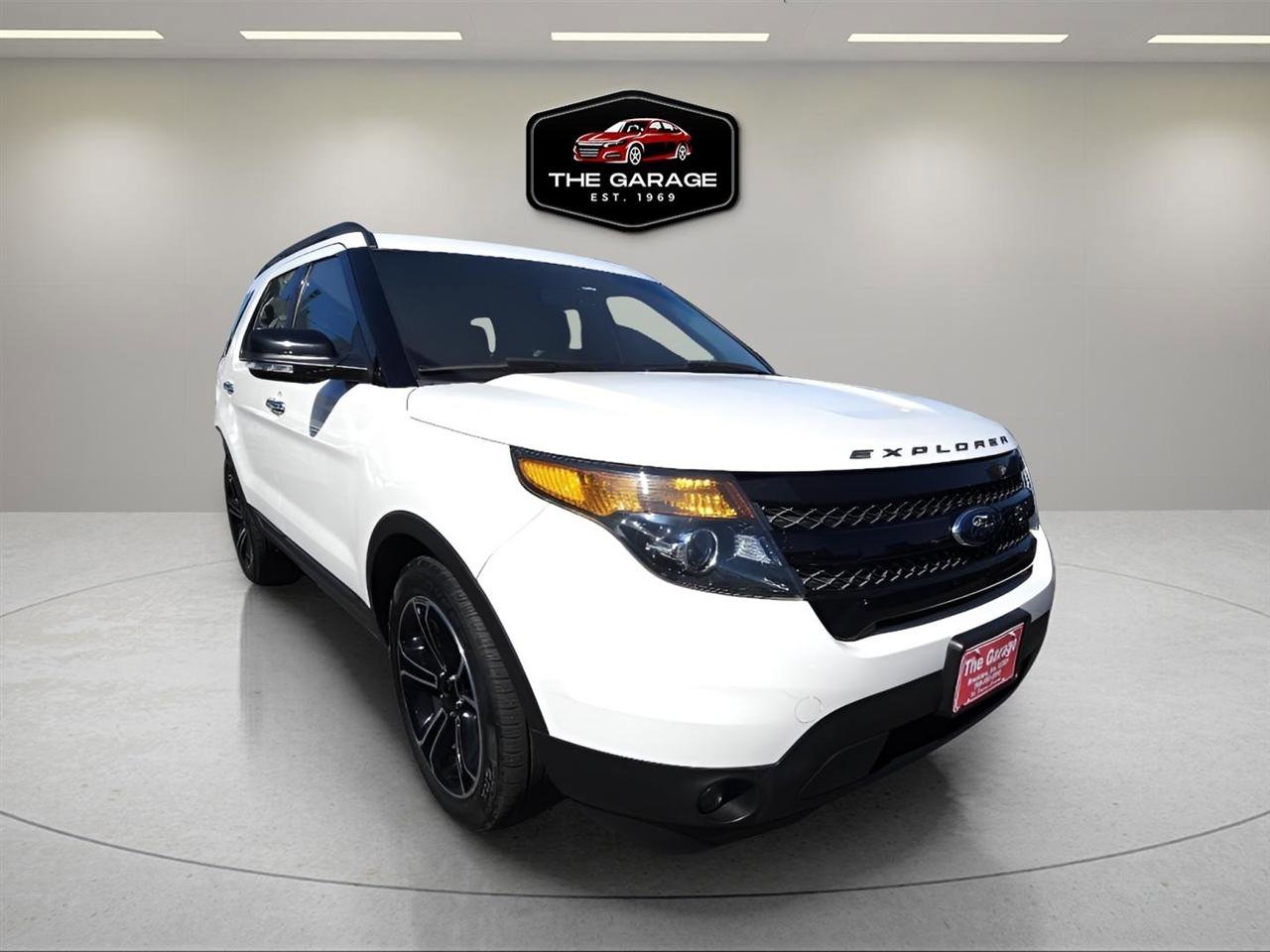 Used 2014 Ford Explorer Sport w/ Equipment Group 401A AWD/4WD image 3