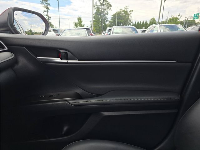 Used 2023 Toyota Camry XSE FWD image 24