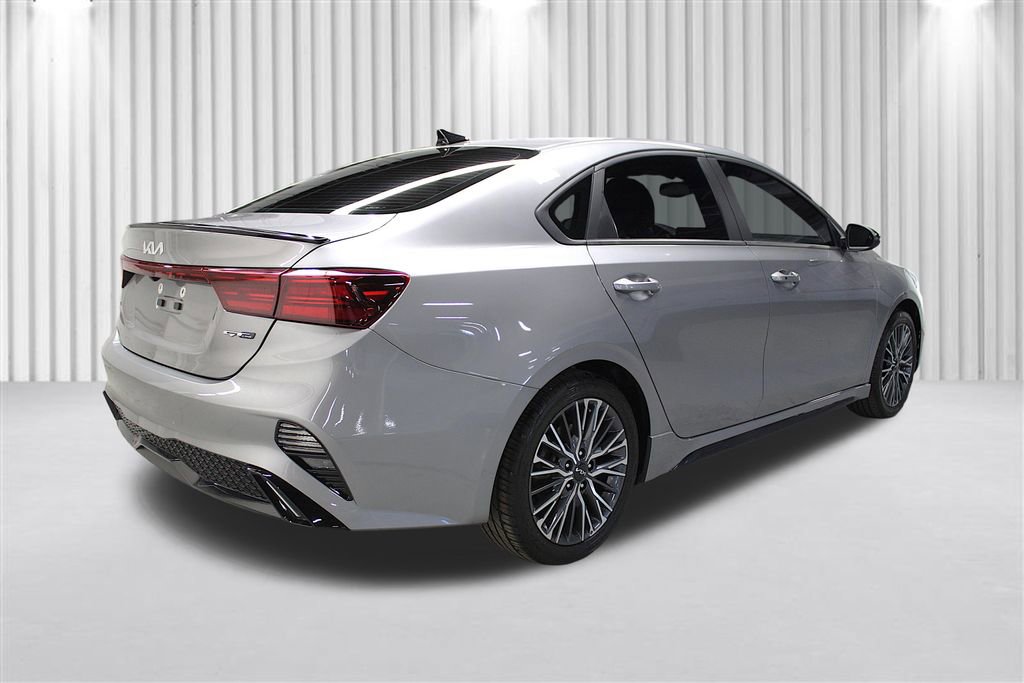 Used 2024 Kia Forte GT-Line FWD image 3