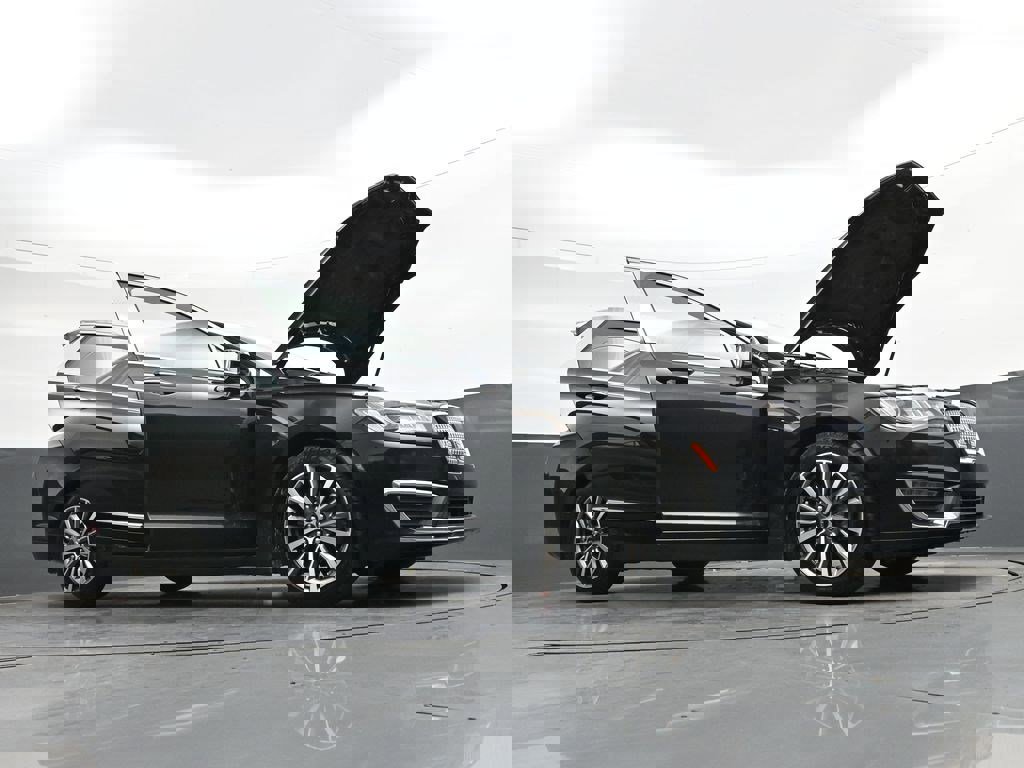 Used 2019 Lincoln MKZ Premiere FWD image 42