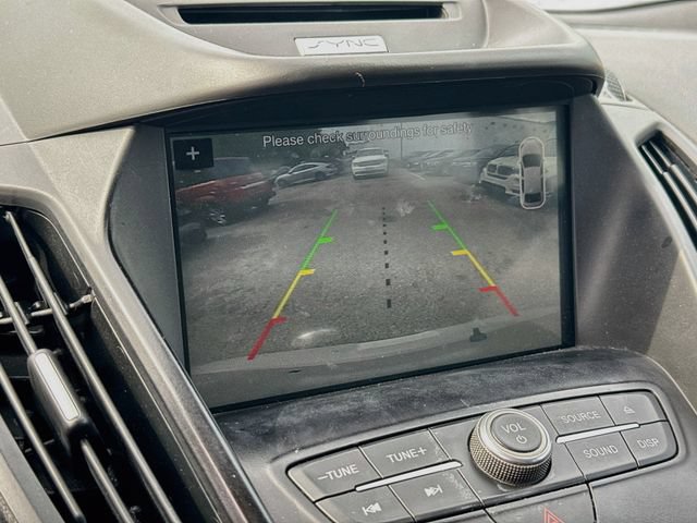 Used 2017 Ford Escape SE w/ SE Leather Comfort Package AWD/4WD image 14