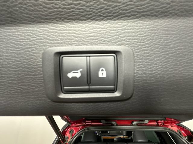 Used 2023 Mitsubishi Outlander SEL AWD/4WD image 8