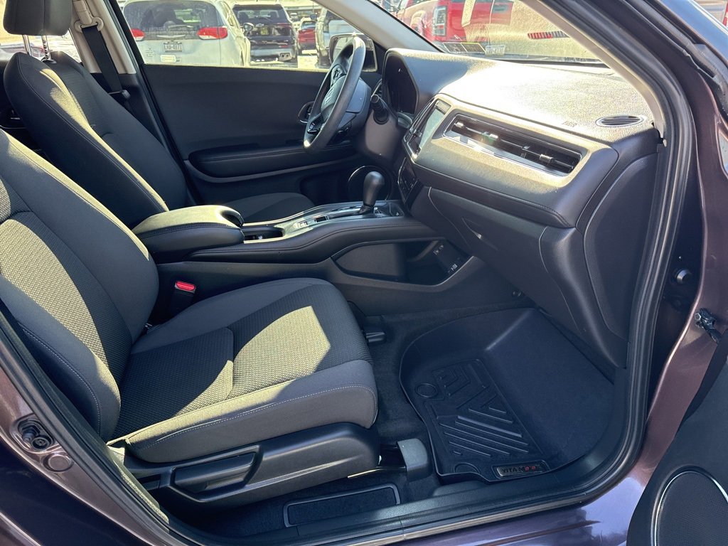 Used 2021 Honda HR-V EX image 11