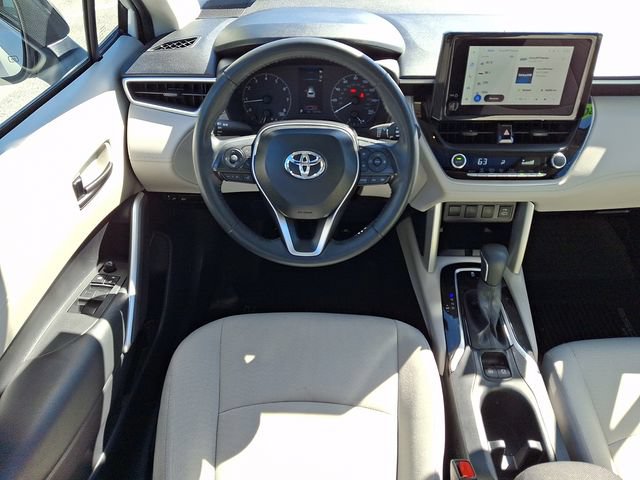 Certified 2025 Toyota Corolla Cross LE w/ Moonroof Package AWD/4WD image 11