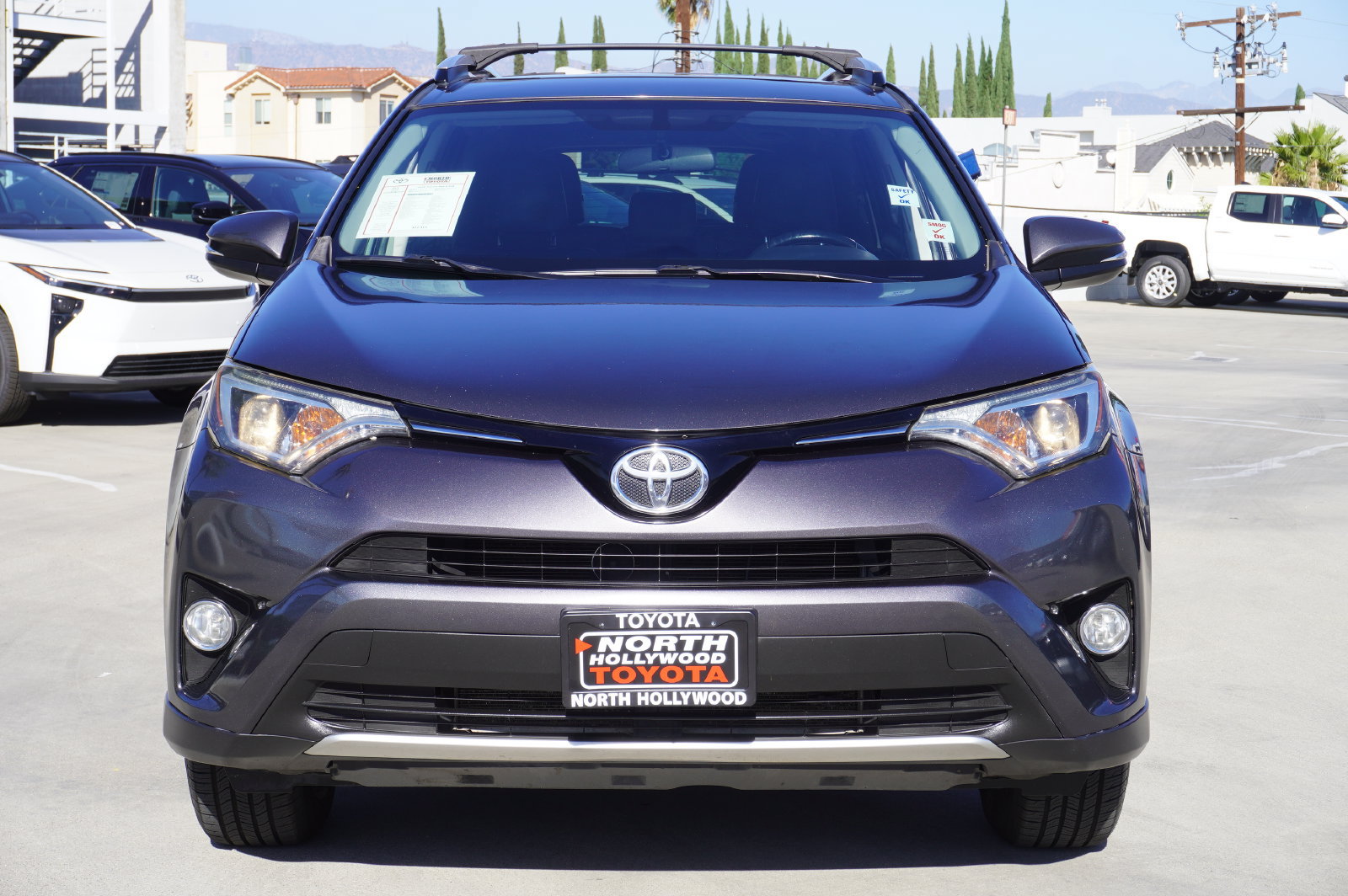 Used 2016 Toyota RAV4 XLE AWD/4WD image 3