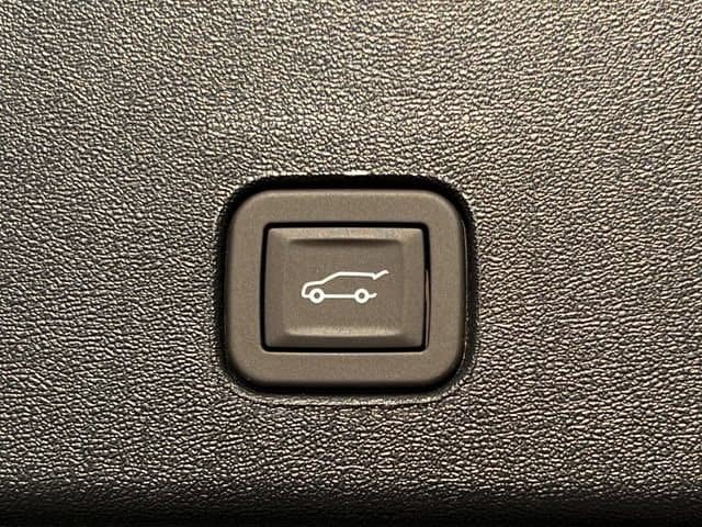 New 2026 Cadillac Optiq Sport 1 RWD image 24