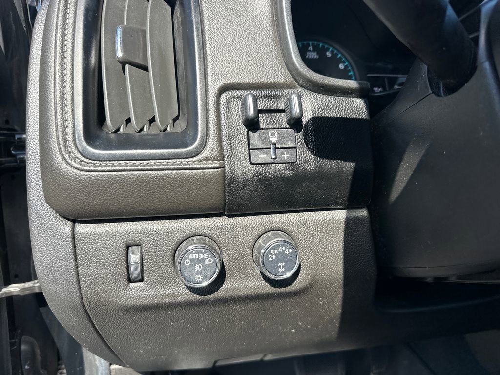 Used 2022 GMC Canyon Elevation w/ Elevation Premium Package image 16