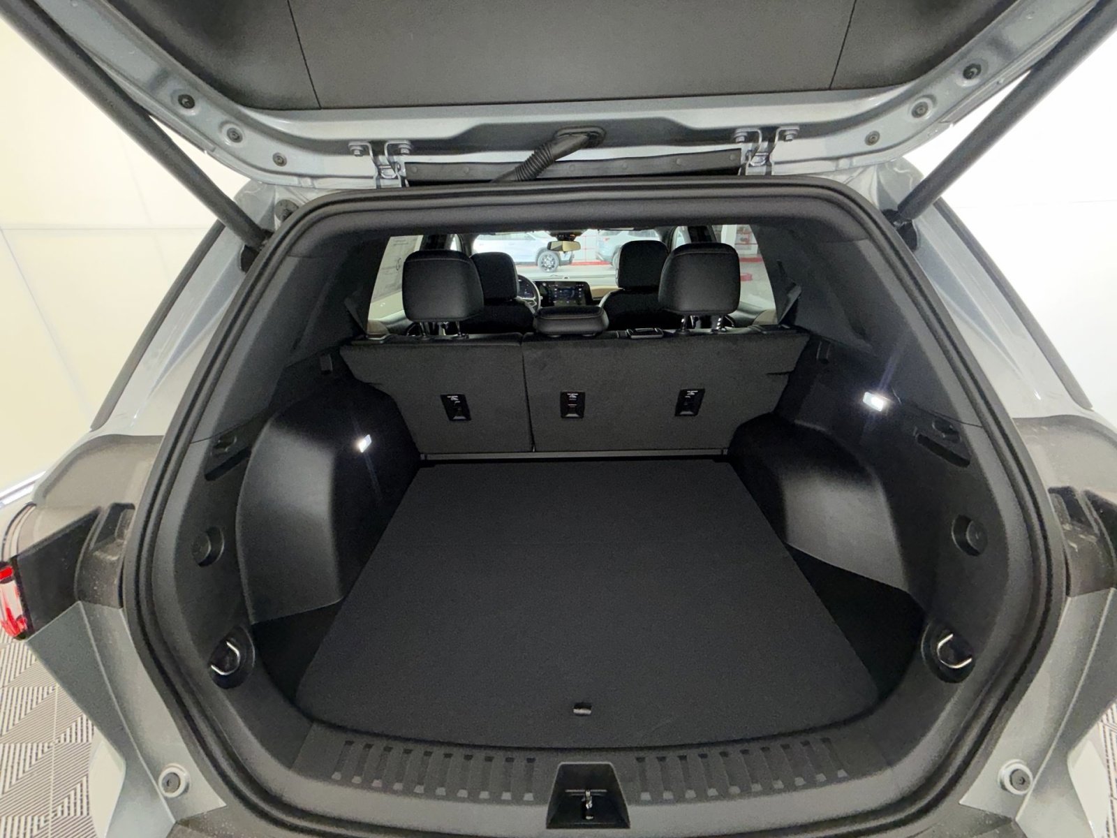 New 2026 Chevrolet Equinox ACTIV FWD image 25