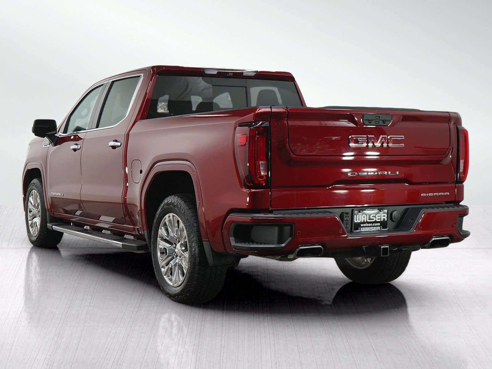Used 2019 GMC Sierra 1500 Denali w/ Technology Package AWD/4WD image 4