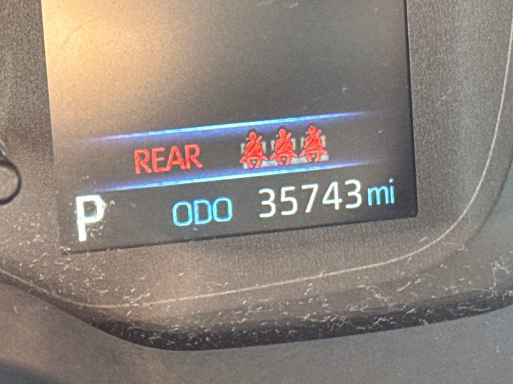 Used 2021 Toyota Corolla SE image 17