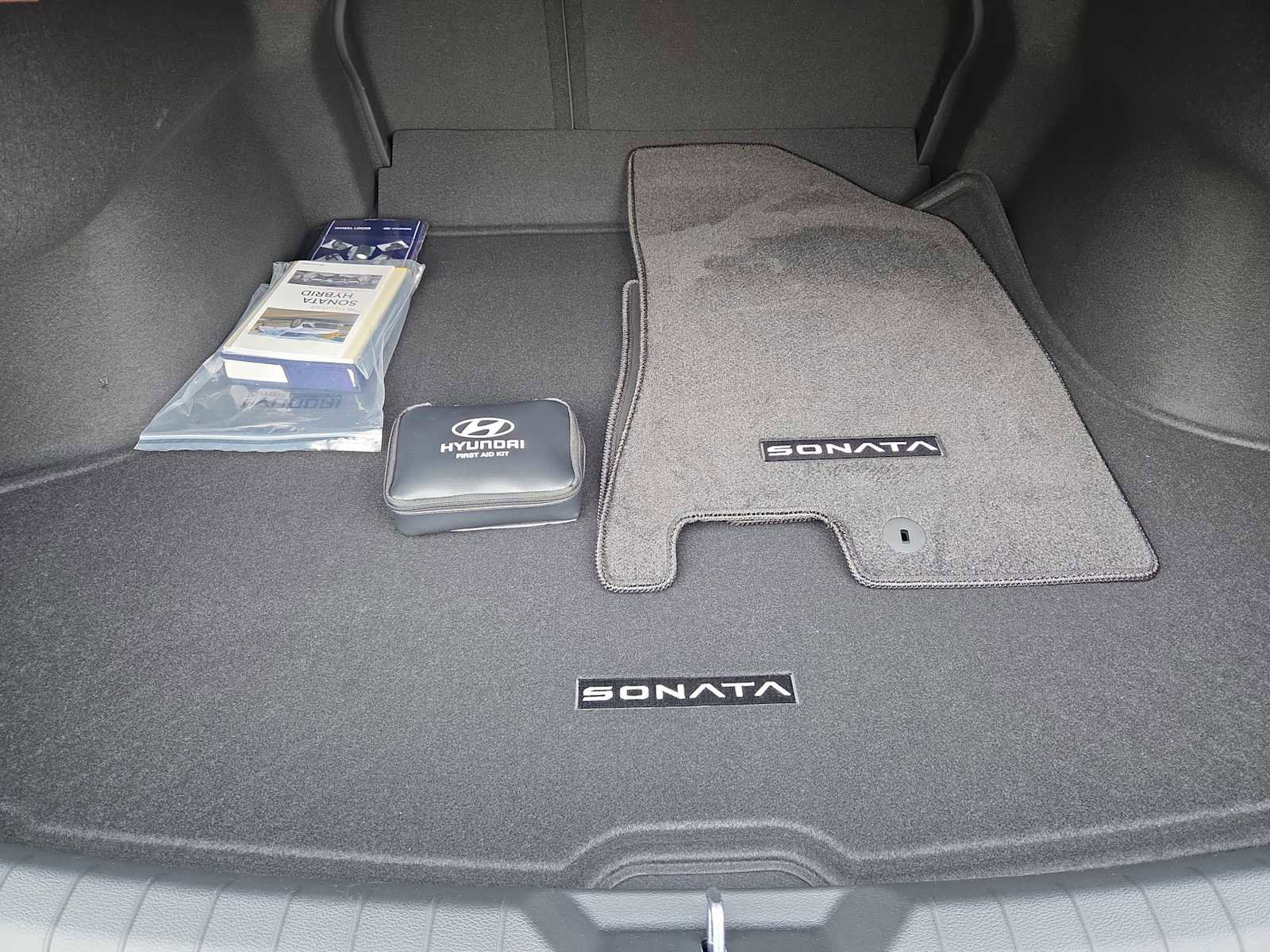 New 2026 Hyundai Sonata SEL FWD image 35