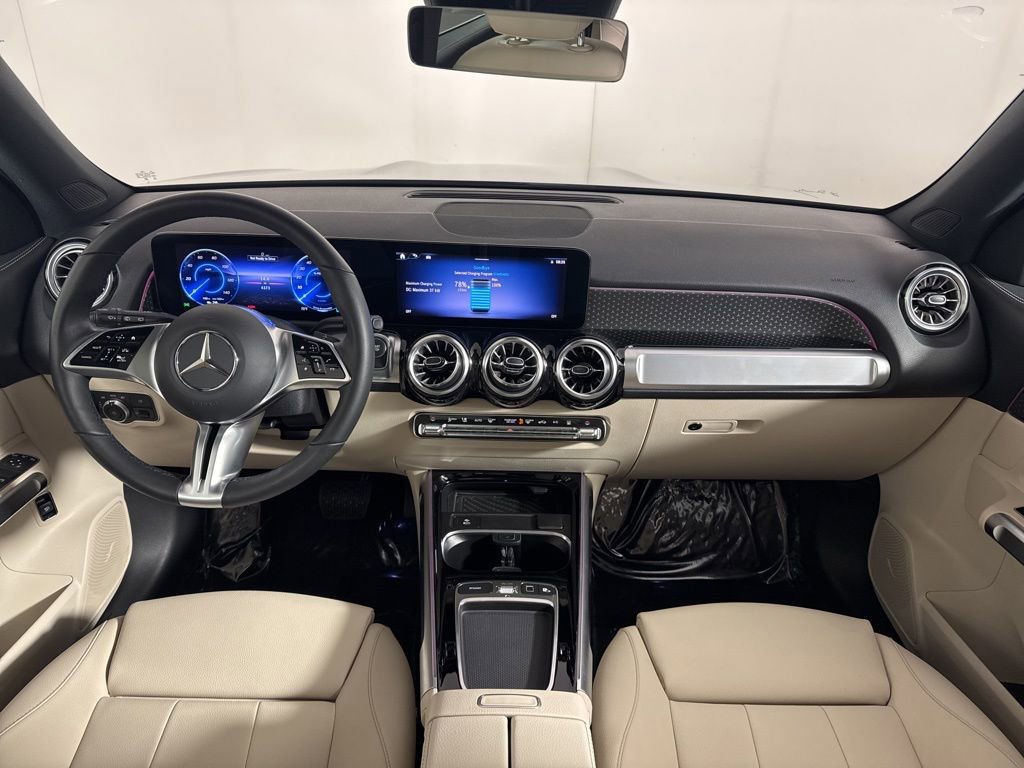 Used 2025 Mercedes-Benz EQB 300 4MATIC w/ Driver Assistance Package image 15