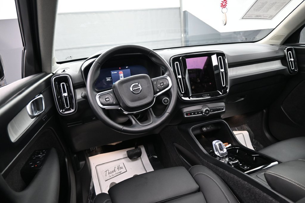 Used 2026 Volvo XC40 B5 Plus AWD/4WD image 20