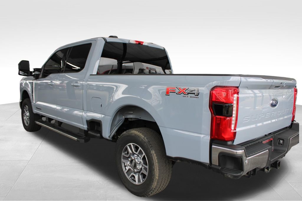 Used 2025 Ford F250 Lariat w/ FX4 Off-Road Package image 13