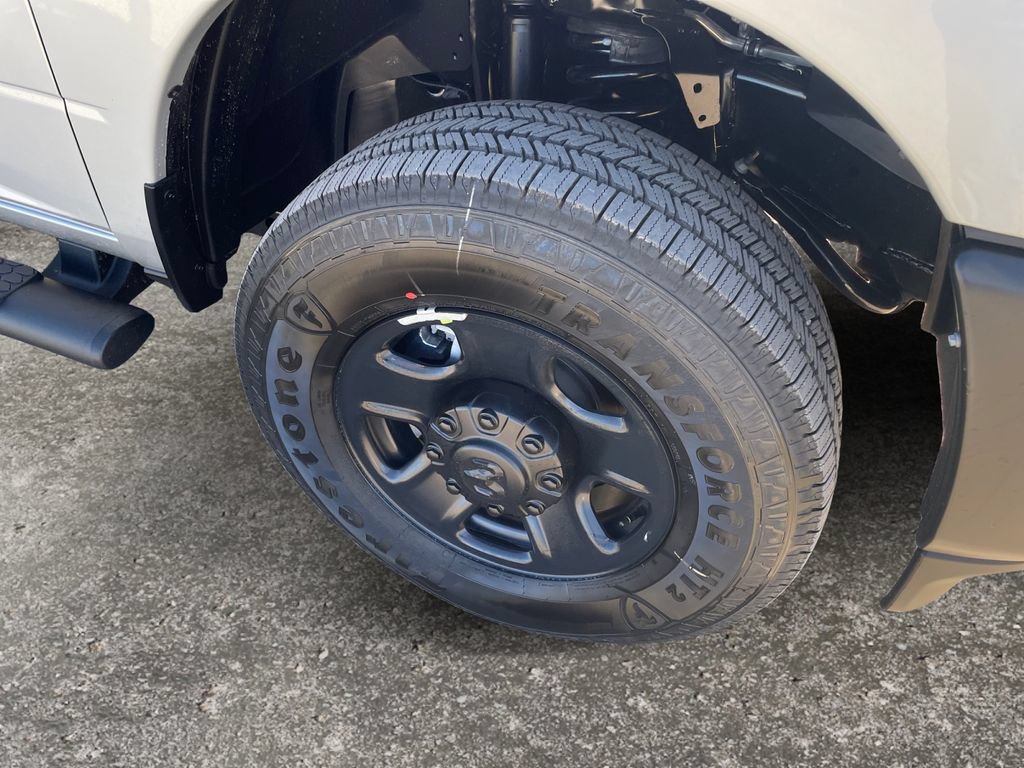 New 2026 RAM 3500 Tradesman AWD/4WD image 9