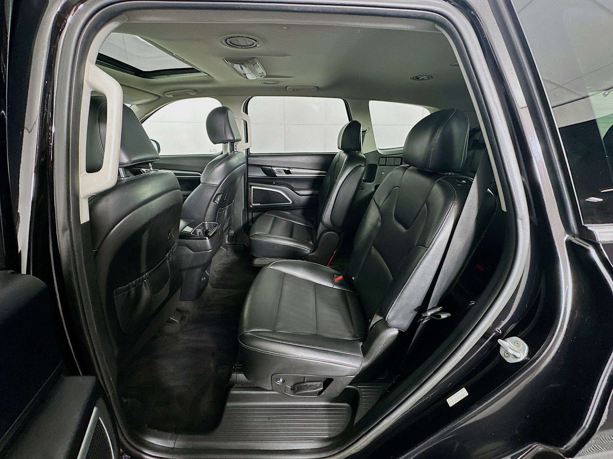 Used 2022 Kia Telluride S image 29