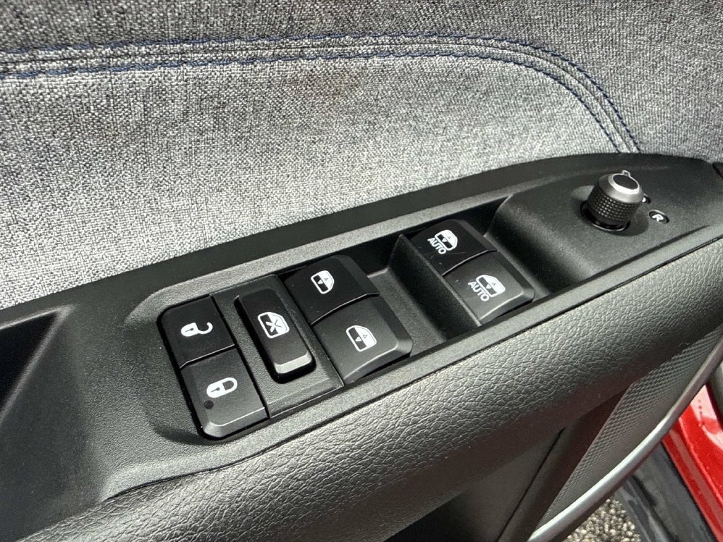 Used 2025 Jeep Compass Sport AWD/4WD image 21