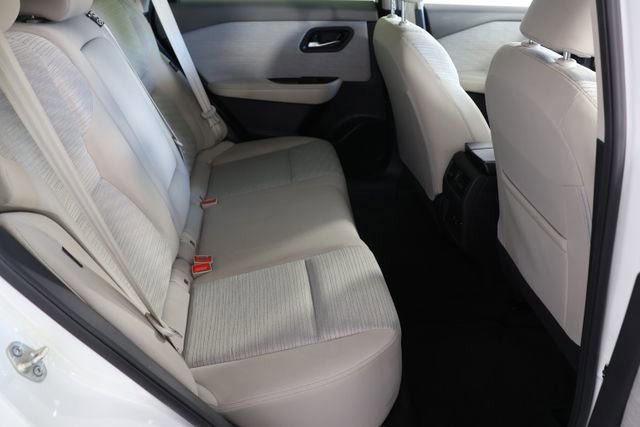 Used 2023 Nissan Rogue SV image 21