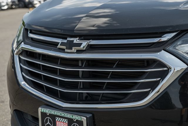 Used 2018 Chevrolet Equinox Premier FWD image 12