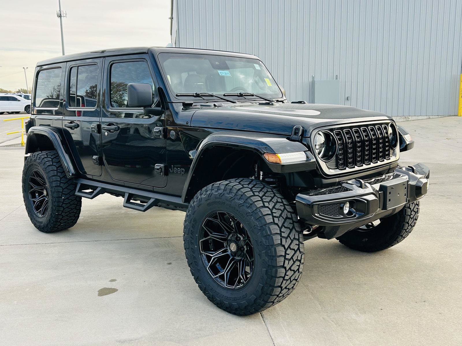 New 2025 Jeep Wrangler Unlimited Sport AWD/4WD video 2