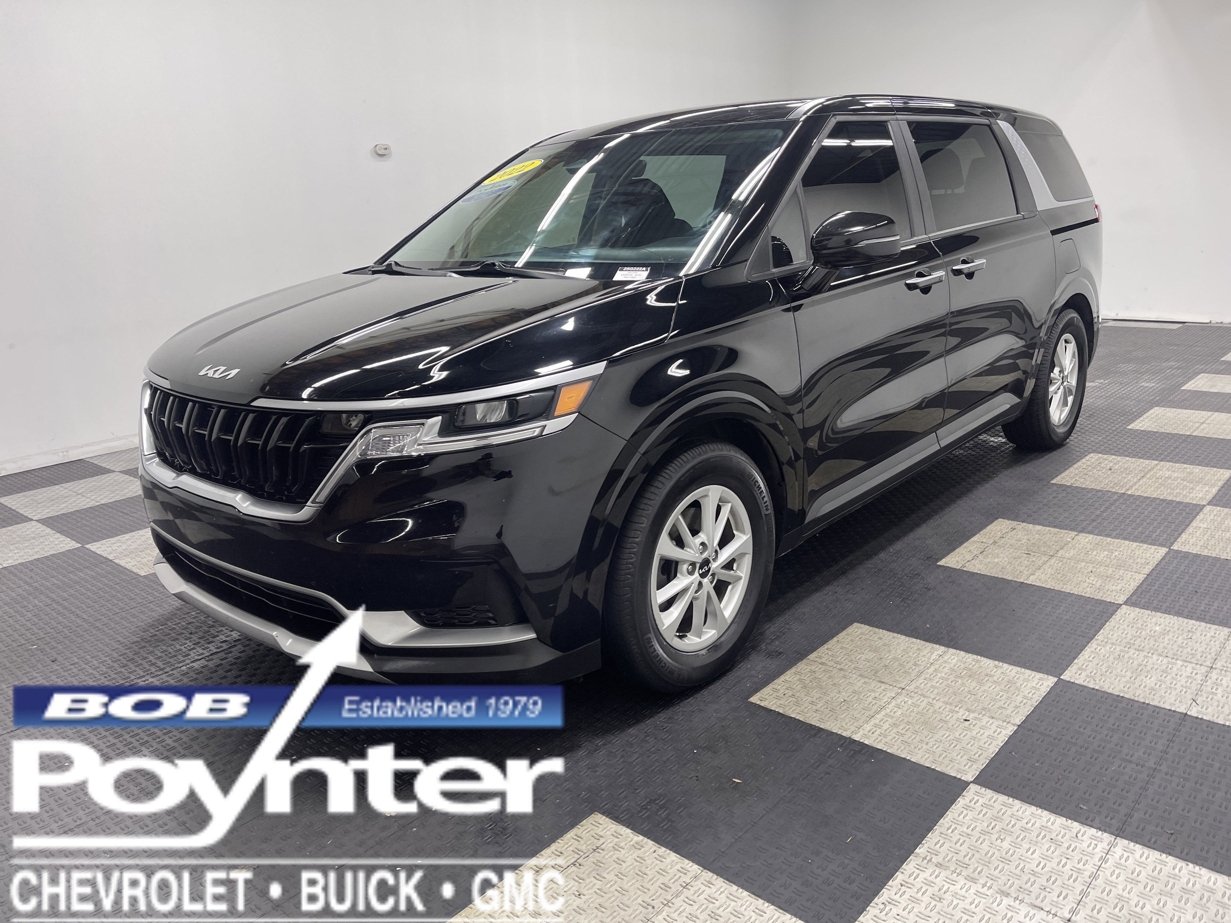 Used 2022 Kia Carnival LX