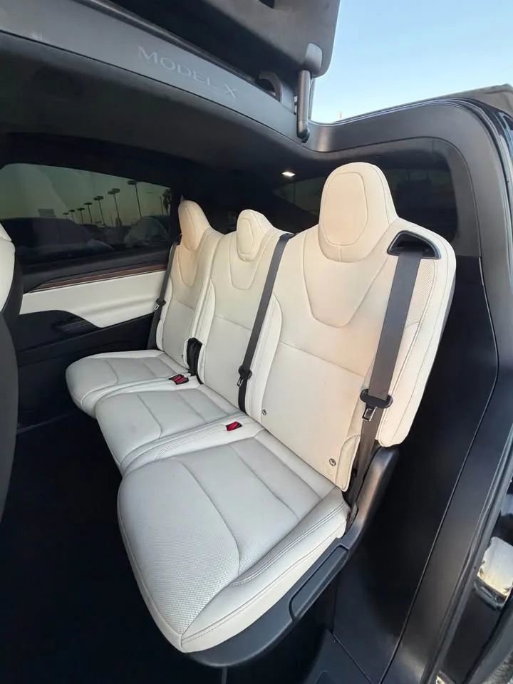 Used 2023 Tesla Model X image 14