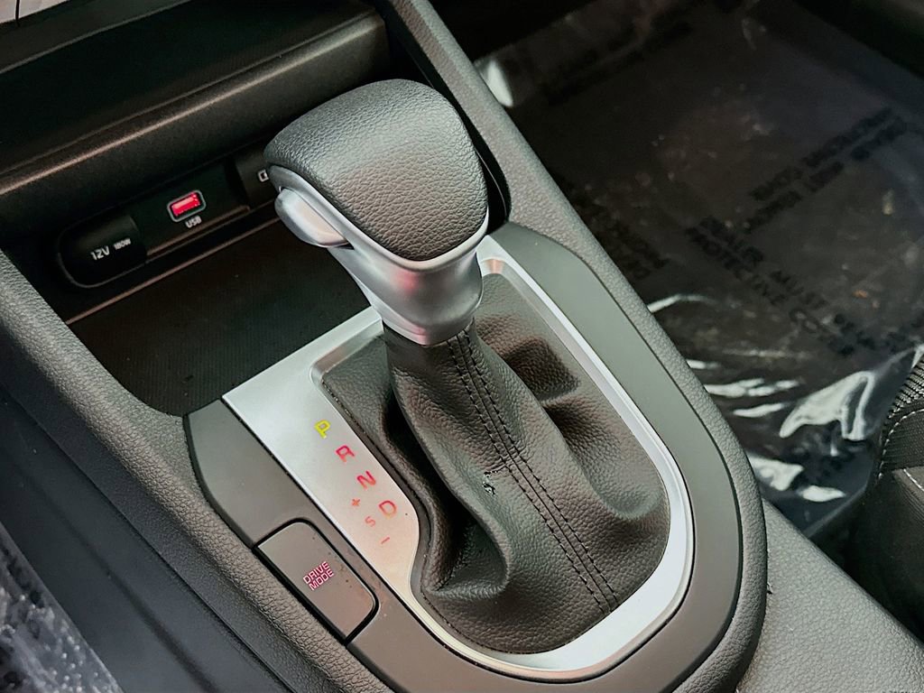 Used 2024 Kia Forte LXS image 21