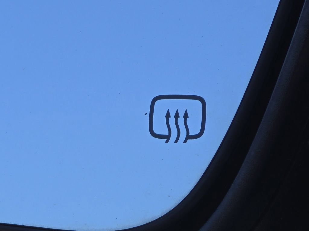 Used 2019 Toyota Highlander XLE AWD/4WD image 26