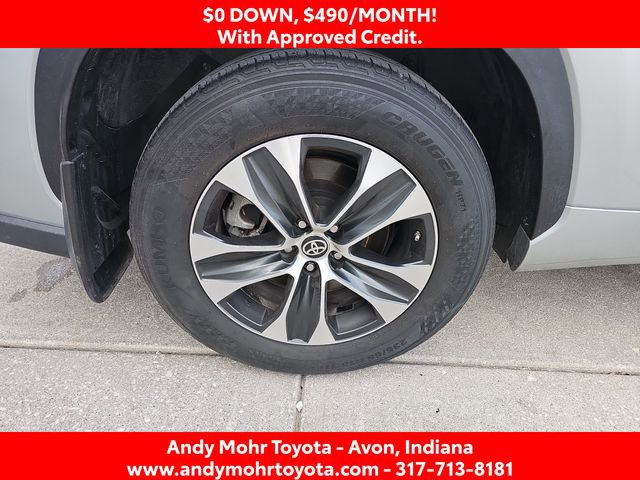 Used 2020 Toyota Highlander XLE image 41