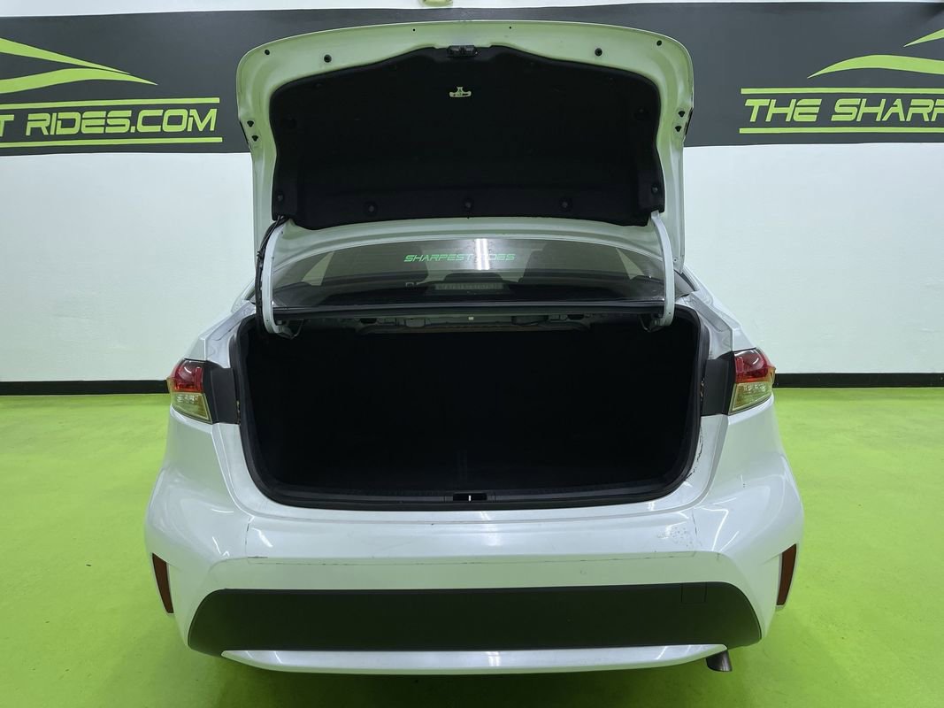 Used 2022 Toyota Corolla LE FWD image 9