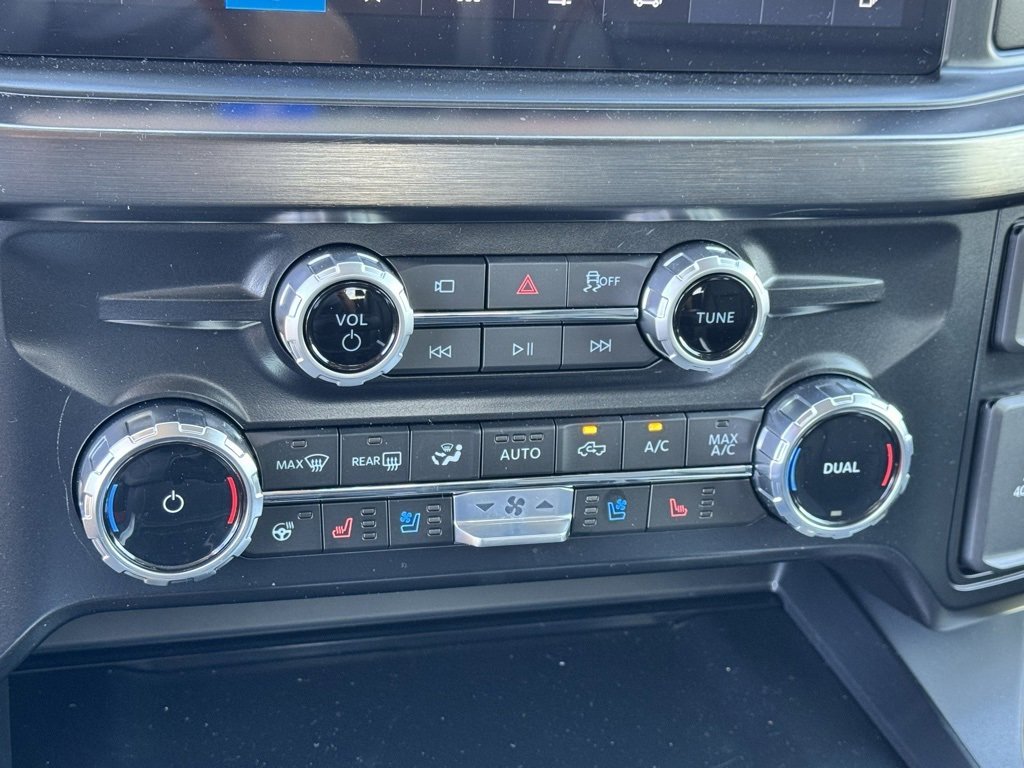 New 2025 Ford F250 Lariat w/ Lariat Ultimate Package image 31