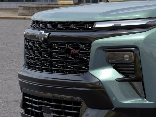 New 2027 Chevrolet Traverse RS w/ LPO, Floor Liner Package AWD/4WD image 13