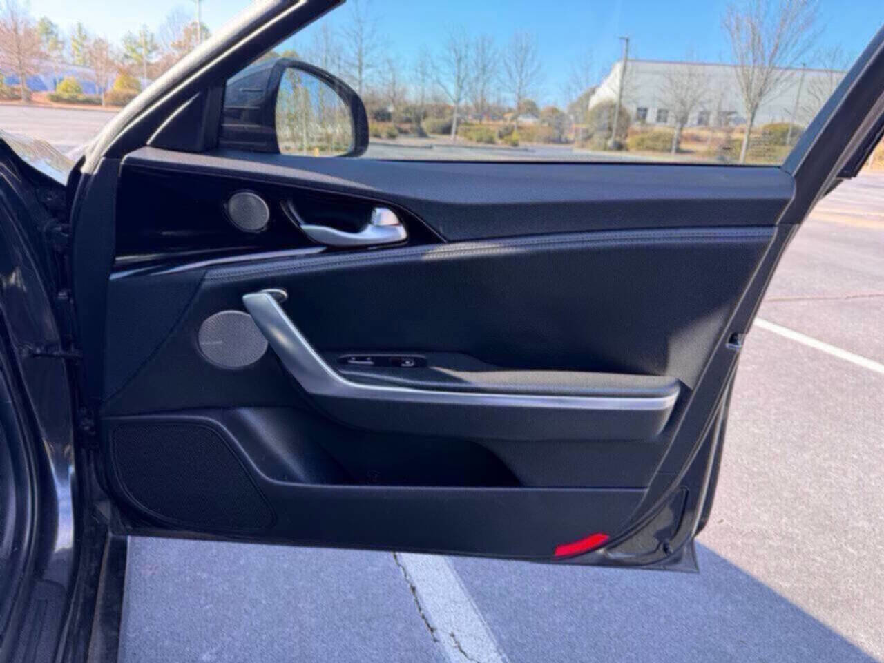 Used 2021 Kia Stinger GT-Line w/ Sun & Sound Package RWD image 15