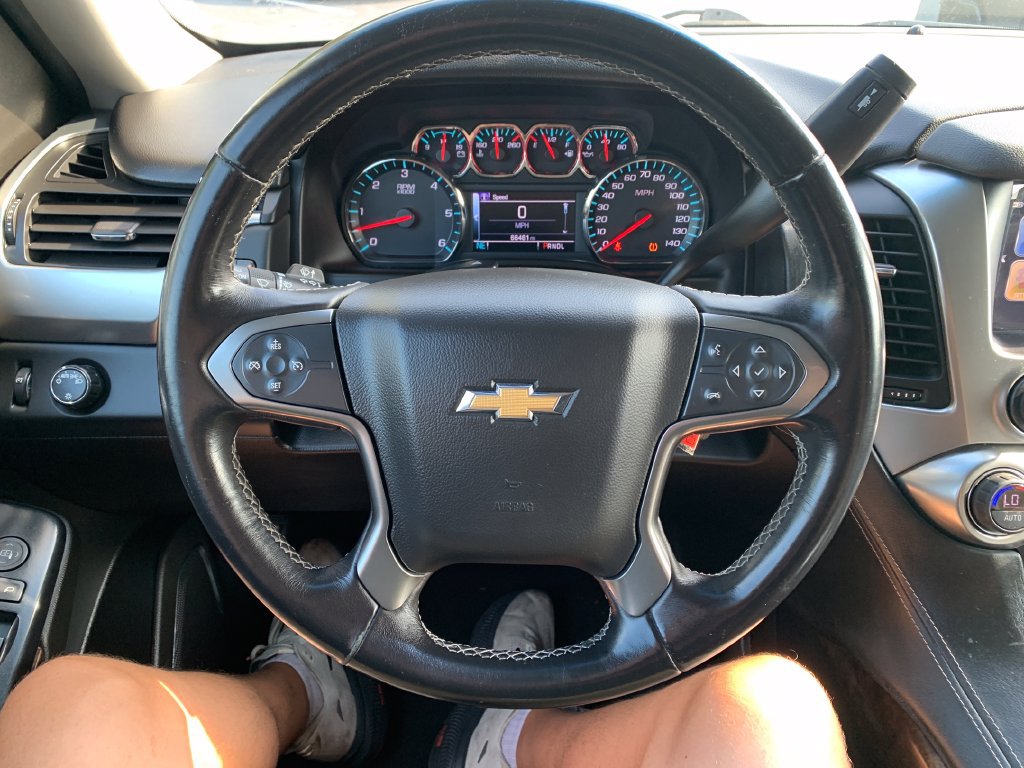 Used 2019 Chevrolet Tahoe LS RWD image 2