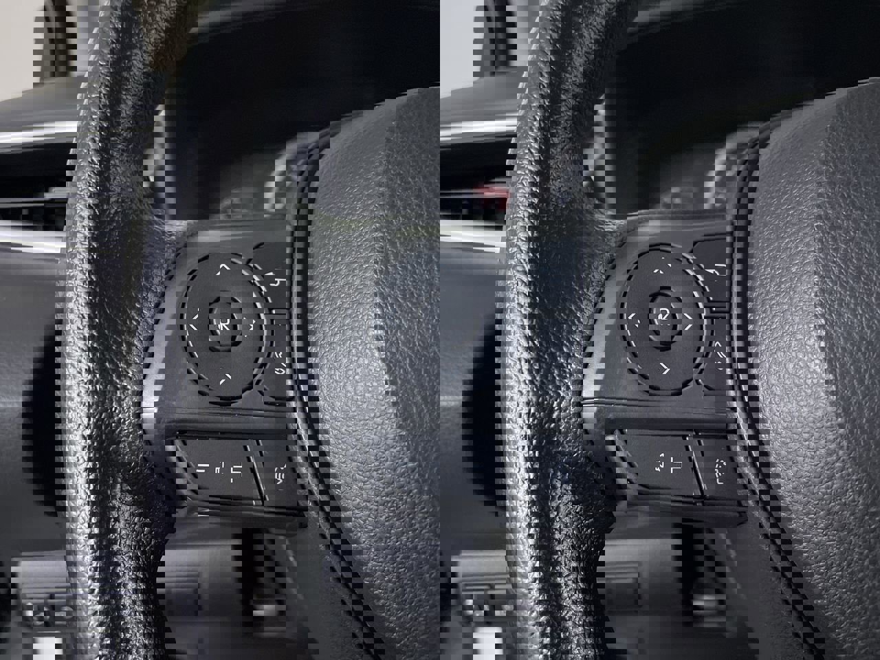 Used 2022 Toyota Corolla LE image 24