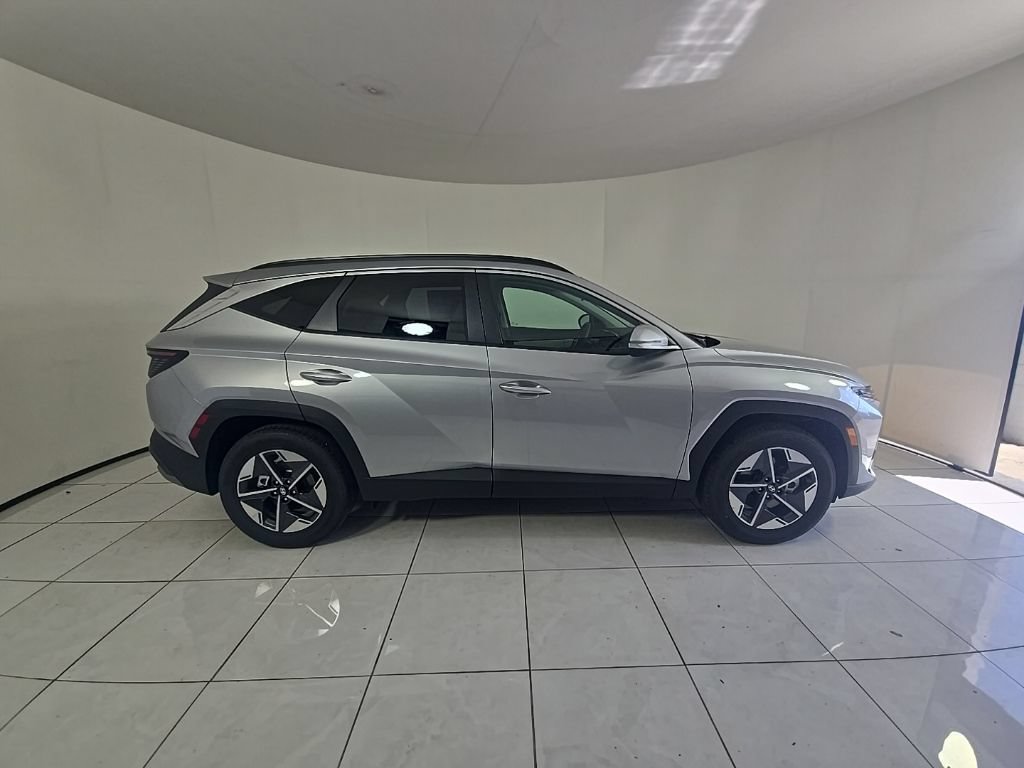 New 2026 Hyundai Tucson SEL FWD image 4