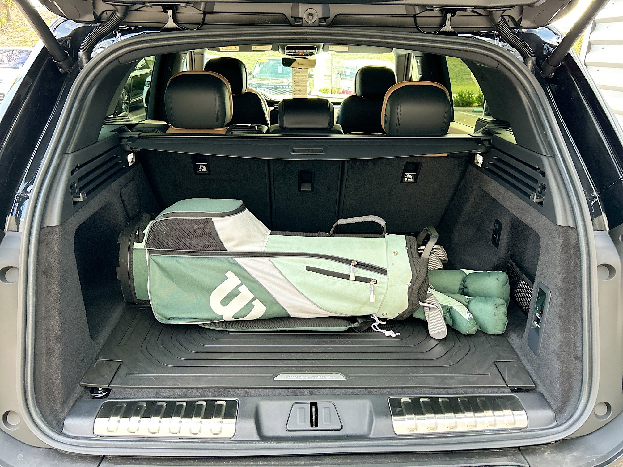 Used 2025 Land Rover Range Rover Sport Dynamic SE image 8