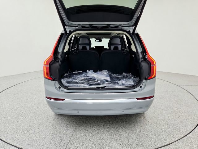 New 2026 Volvo XC90 B6 Plus w/ Protection Package Premier image 15