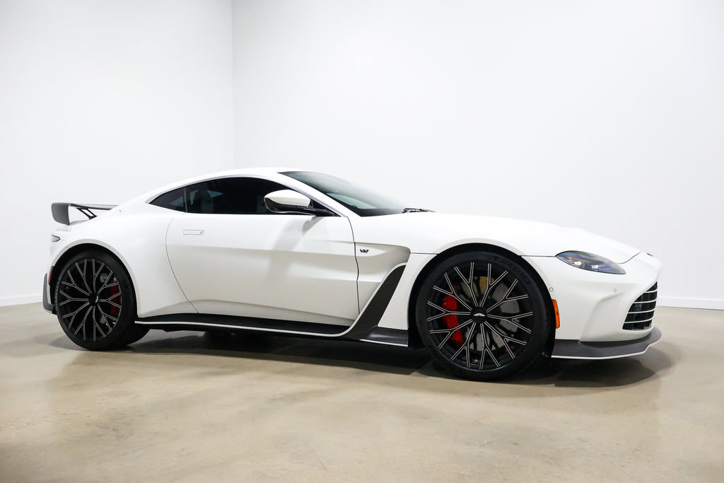 Used 2023 Aston Martin V12 Vantage RWD image 63