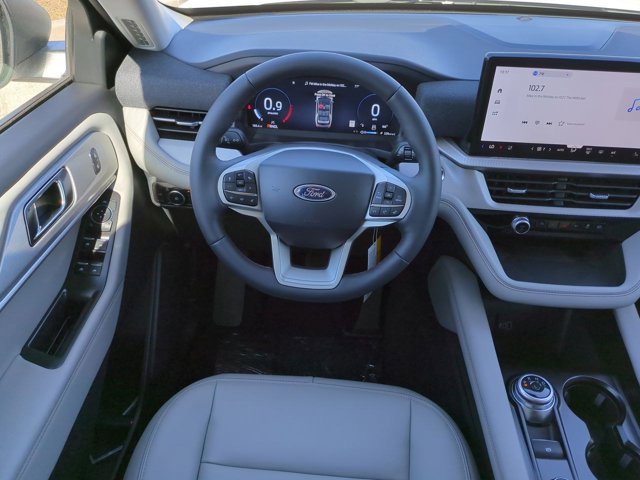 New 2026 Ford Explorer Active w/ Active Comfort Package image 16