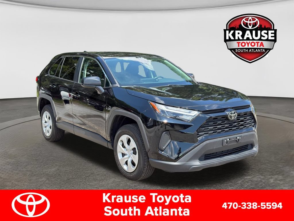 Used 2025 Toyota RAV4 LE AWD/4WD image 1