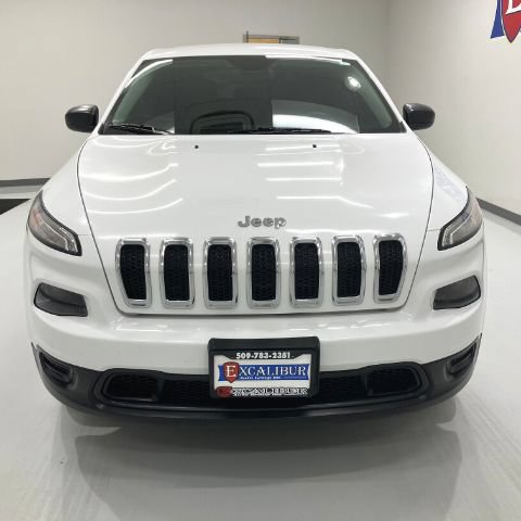 Used 2017 Jeep Cherokee Sport w/ Trailer Tow Group AWD/4WD image 4