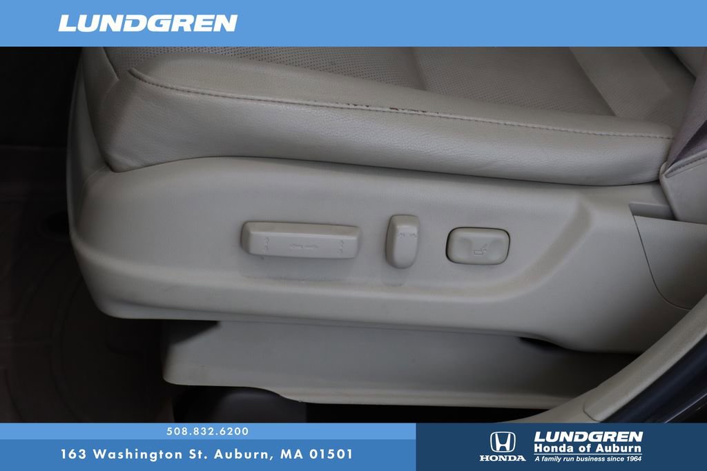 Used 2016 Acura RDX AWD w/ Technology Package image 13
