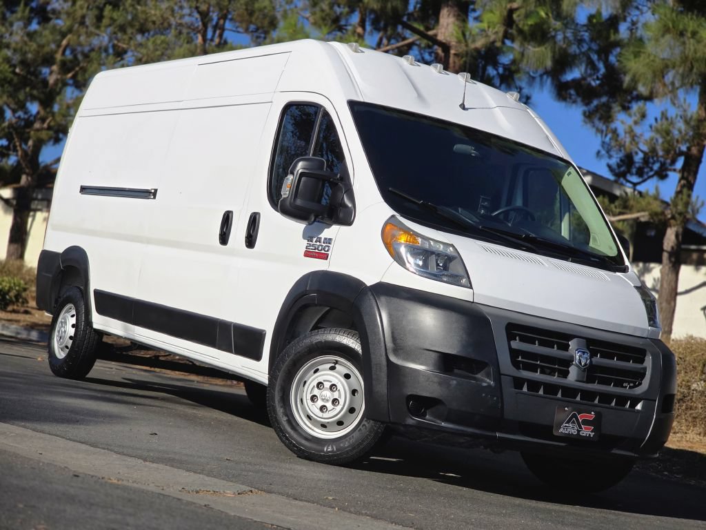Used 2016 RAM ProMaster 2500 FWD image 1
