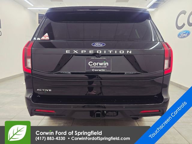 New 2026 Ford Expedition Active image 4