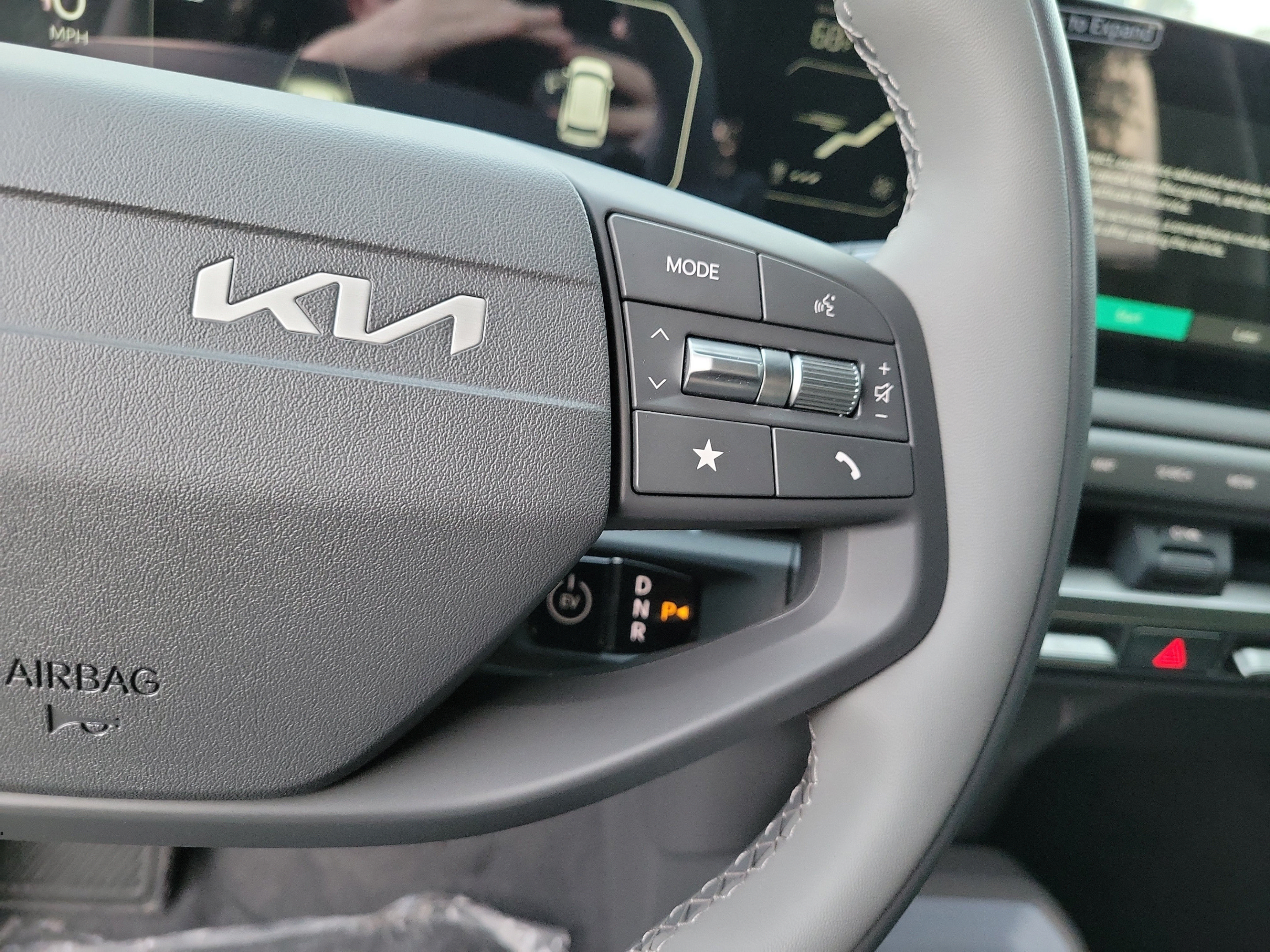 New 2027 Kia EV3 Wind FWD image 23