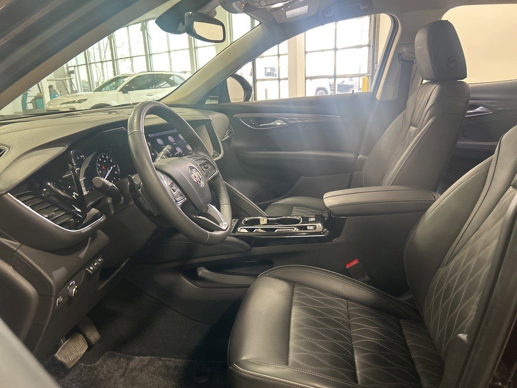 Used 2021 Buick Envision Avenir image 12