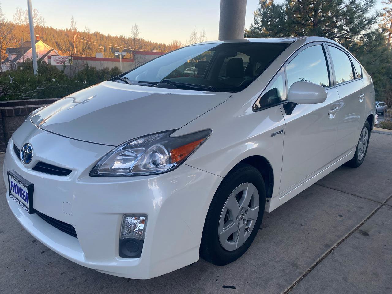 Used 2011 Toyota Prius Two FWD image 3